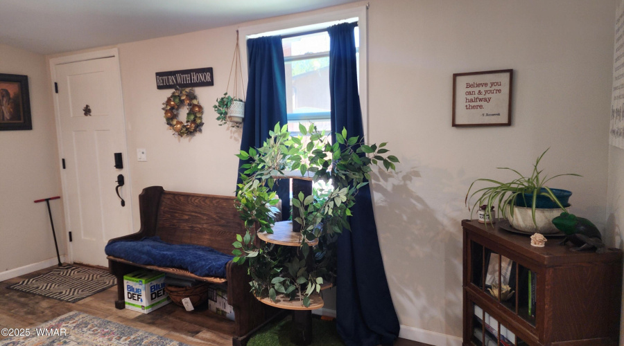 TRACEE REYNOLDS (30)