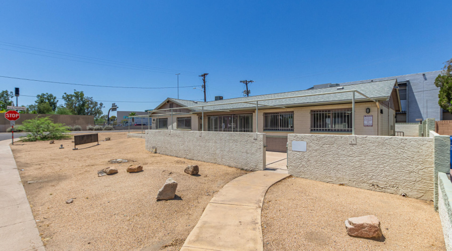 8545 N Black Canyon Highway-Phoenix, AZ