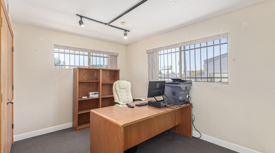 8545 N Black Canyon Highway-Phoenix, AZ