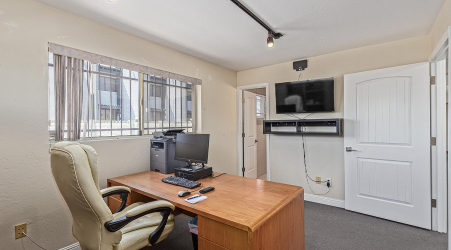 8545 N Black Canyon Highway-Phoenix, AZ