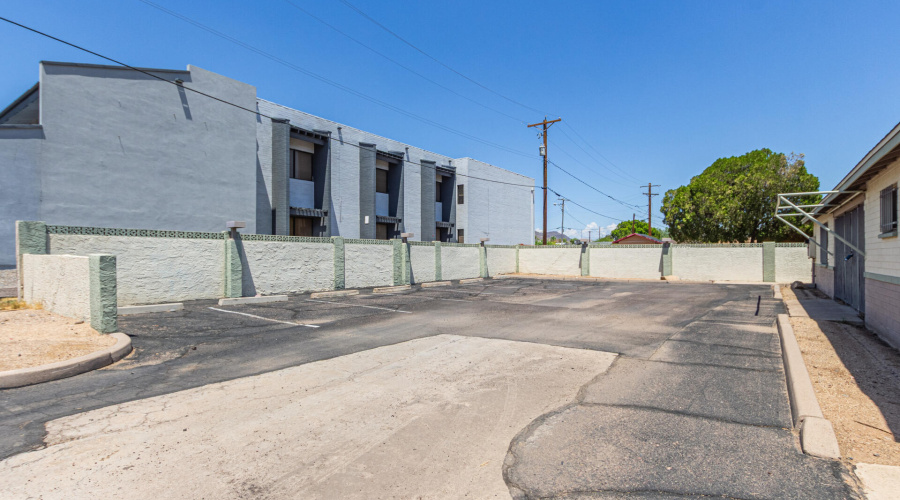 8545 N Black Canyon Highway-Phoenix, AZ