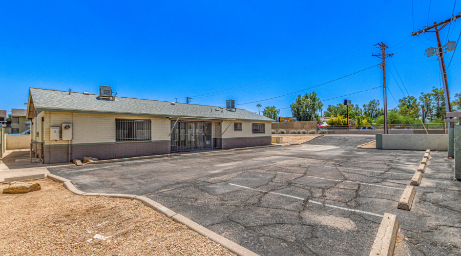 8545 N Black Canyon Highway-Phoenix, AZ