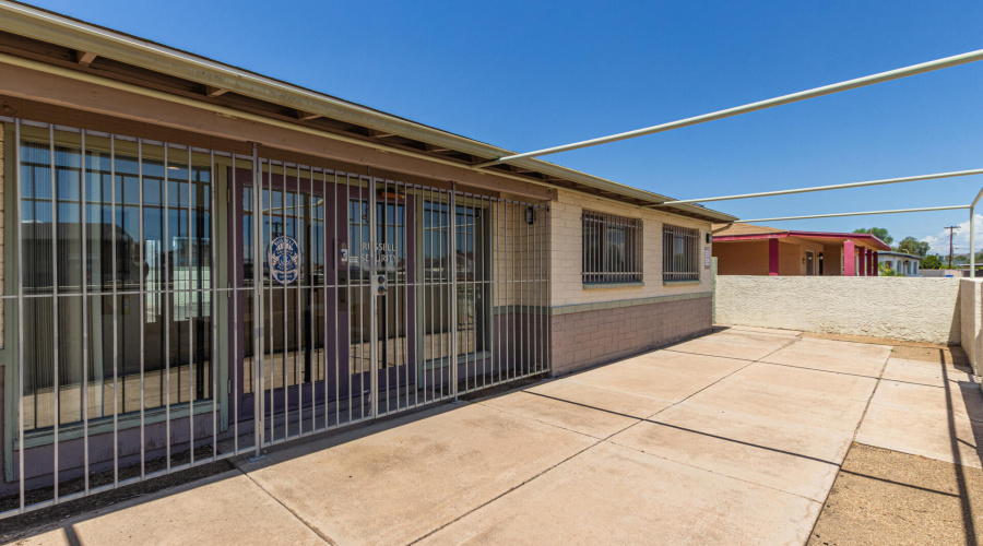 8545 N Black Canyon Highway-Phoenix, AZ