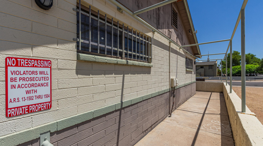 8545 N Black Canyon Highway-Phoenix, AZ