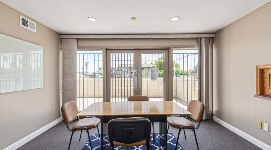 8545 N Black Canyon Highway-Phoenix, AZ