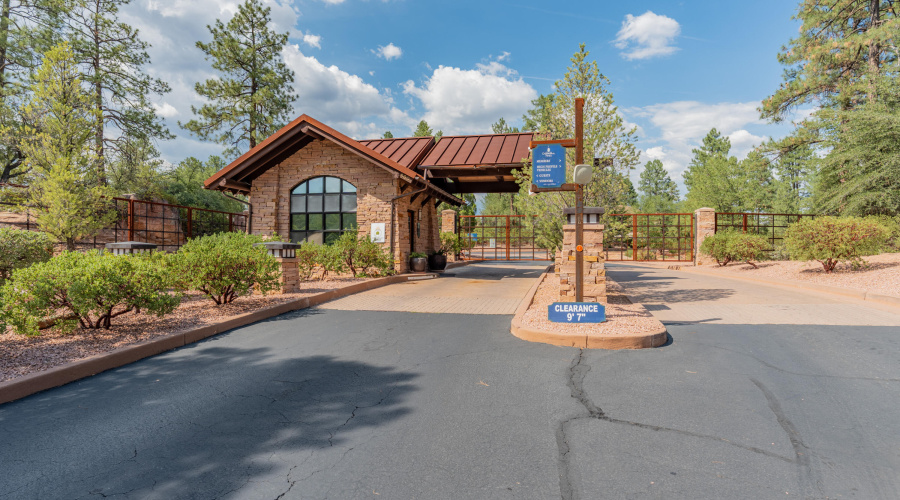 Chaparral Pines guarded entry