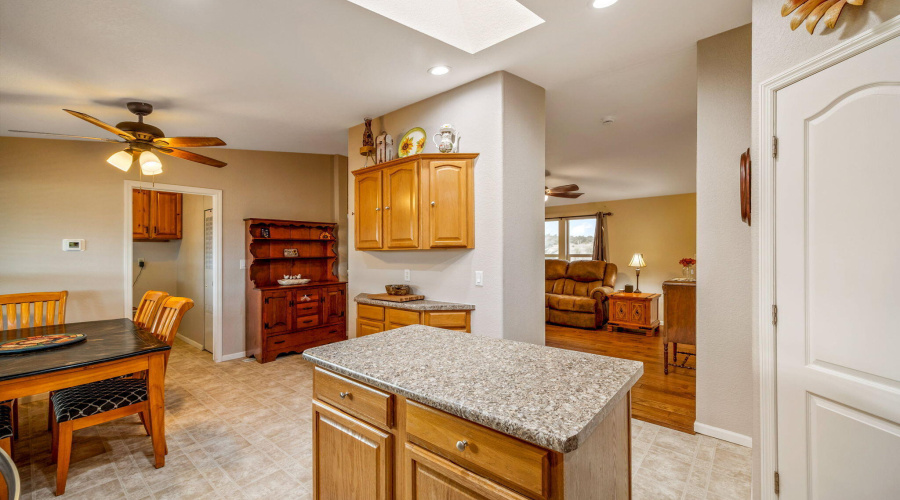 6635AvantiWay-ShowLow-AZ-11