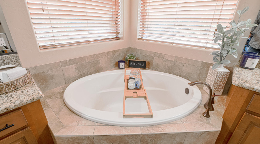 Upstairs Owners Bath