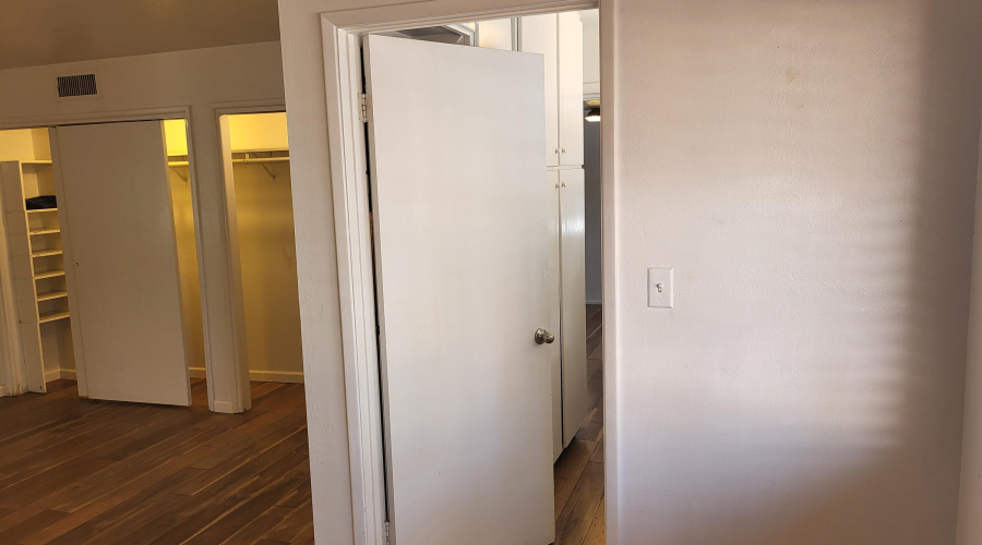 143 Addition lkg ldy rm