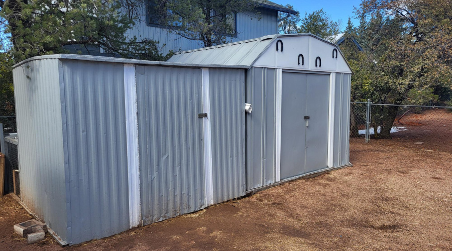 294 Front of Chkn Coup