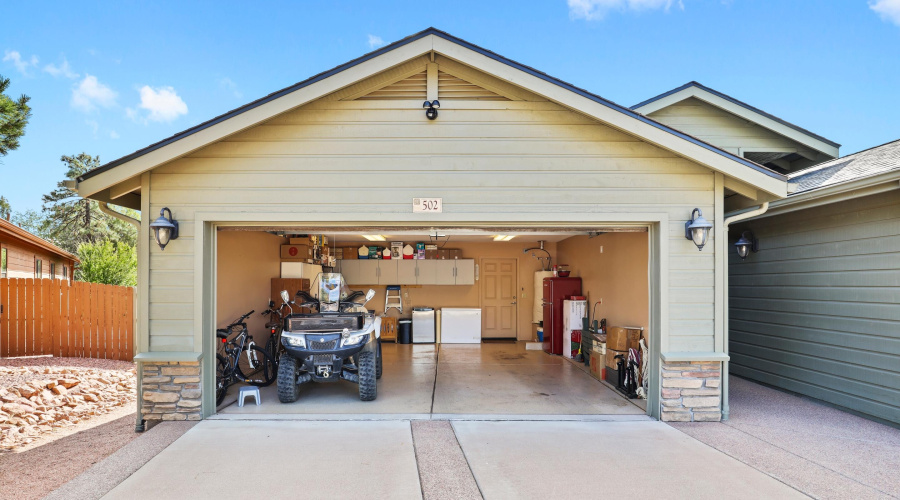 Attached Garage