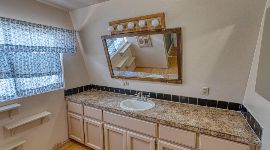 PAX_5289_AuroraHDR2019-edit