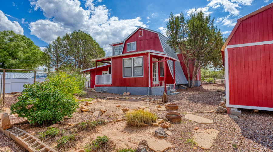 PAX_5334_AuroraHDR2019-edit