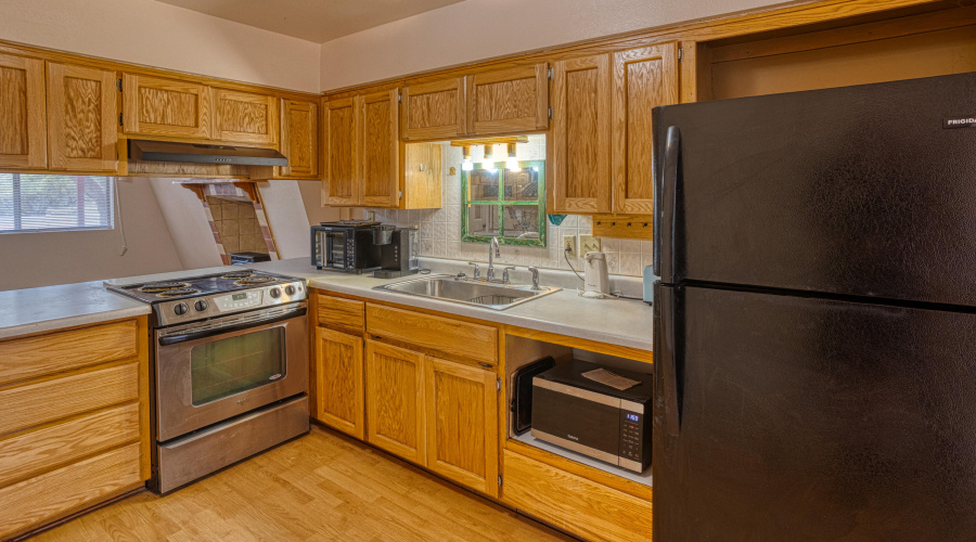 PAX_5313_AuroraHDR2019-edit