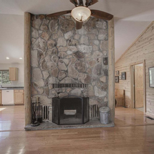 SHOW-STOPPING FIREPLACE!