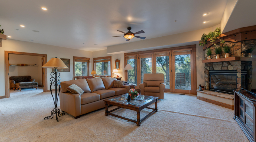 59-print-Grapevinev- Full Res-59