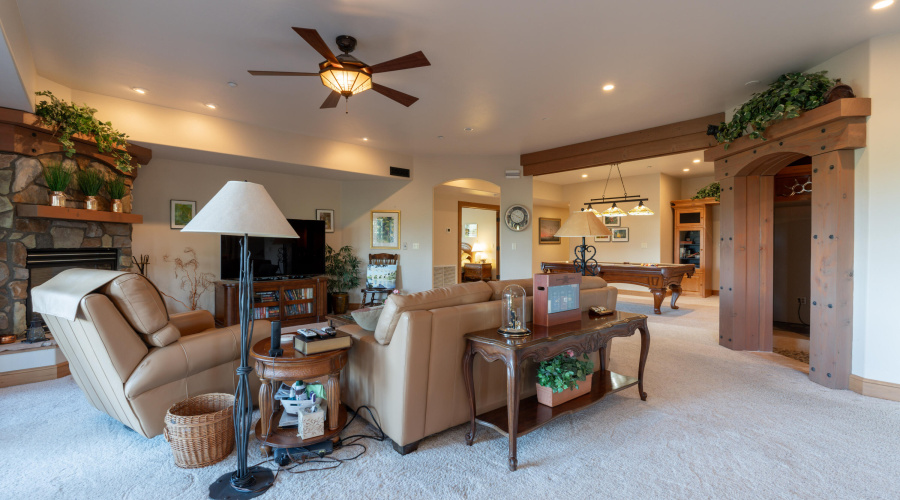 56-print-Grapevinev- Full Res-56