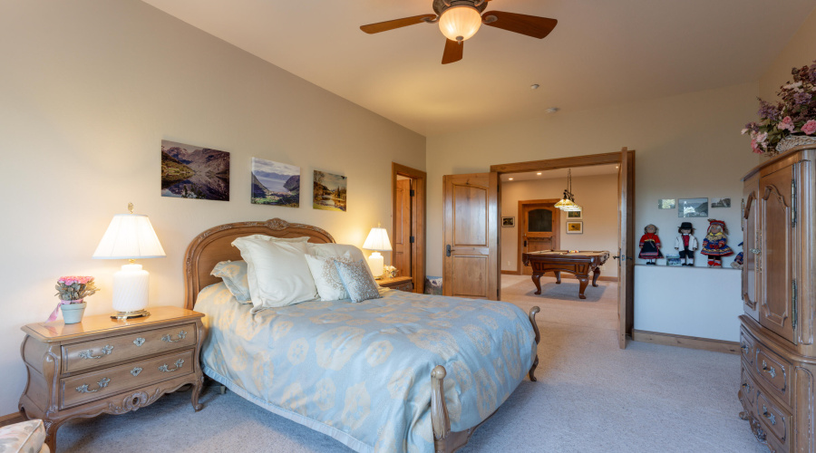 66-print-Grapevinev- Full Res-66