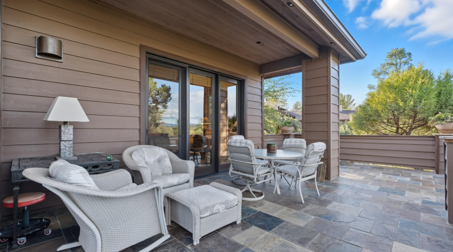 95-print-Grapevinev- Full Res-95