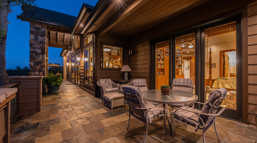 126-print-Grapevinev- Full Res-126