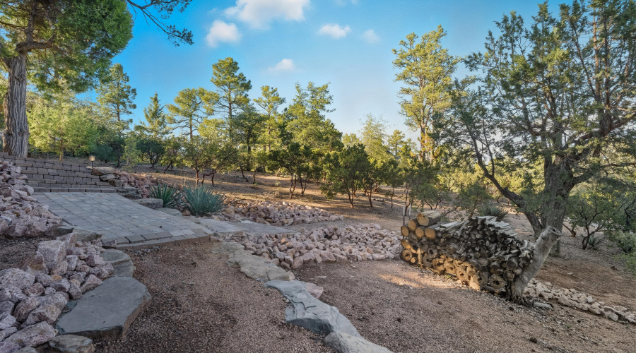 82-print-Grapevinev- Full Res-82