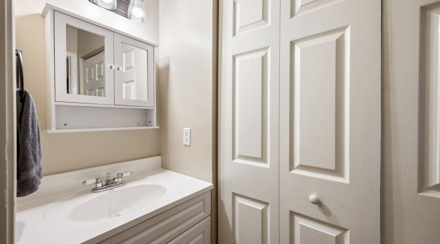 3390ApacheDr-HeberOvergaard-AZ-15