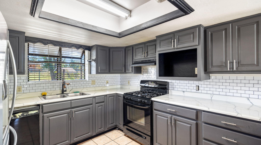 26S500thE-TaylorAZ-10