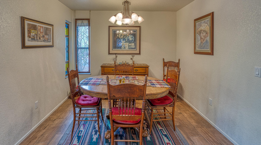 PAX_6825_AuroraHDR2019-edit