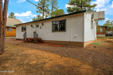 2124 Indian Trail, Overgaard, Arizona 85933, Bedrooms, ,Bathrooms,Residential,For Sale,Indian,258335