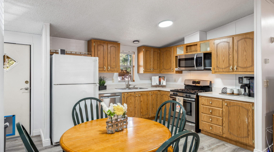 2064PinewoodDr-HeberOvergaardAZ-12