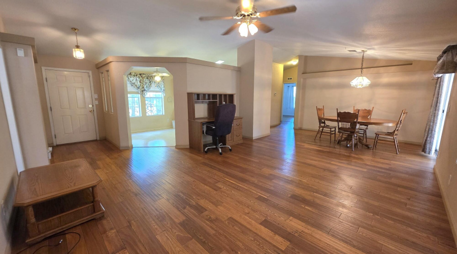 1-20251017_115253_resized