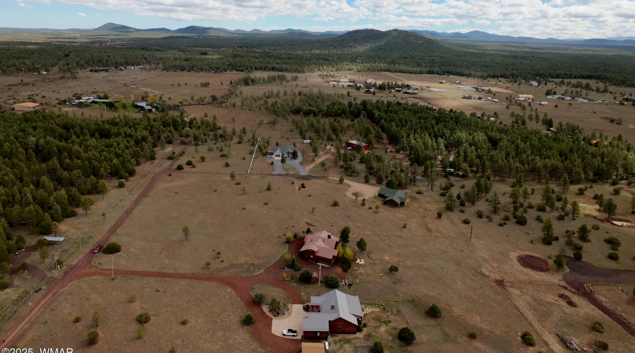 DJI_20251017113200_0015_D