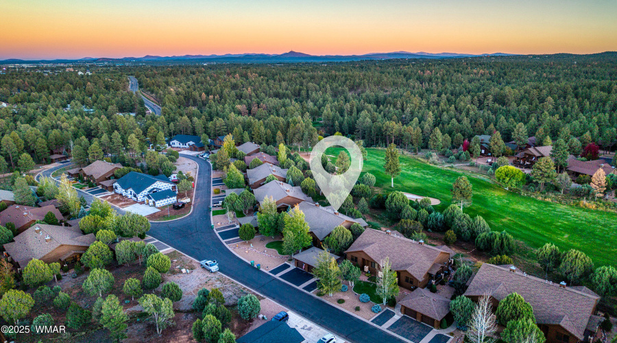 003_photo3_2831_villa_loop_sl_chuck_675