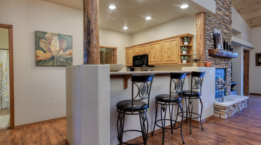 019_photo18_2831_villa_loop_sl_chuck_420