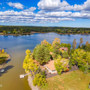 Lakefront Getaway