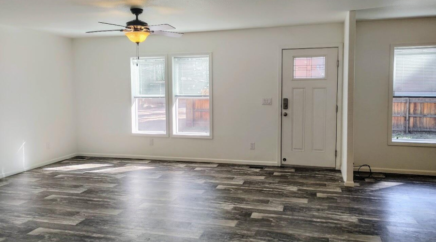 Living room/Dining room