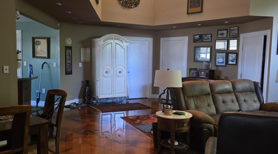 Dome from front door inside