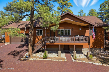 2234 Fairway Drive, Overgaard, Arizona 85933, Bedrooms, ,Bathrooms,Residential,For Sale,Fairway,258374