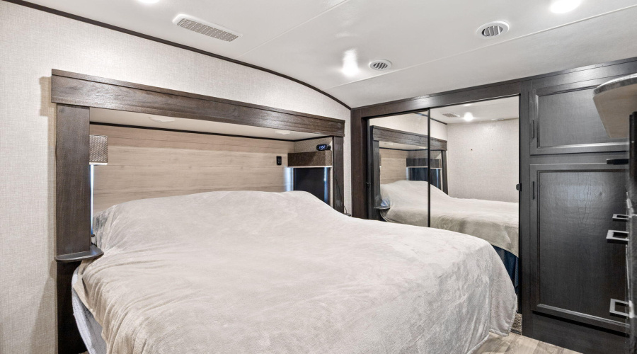 1740EskimoLn-HeberOvergaard-AZ-9