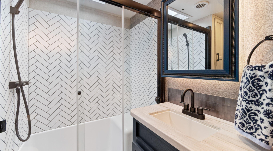 1740EskimoLn-HeberOvergaard-AZ-10