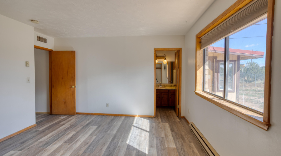 PAX_8396_AuroraHDR2019-edit