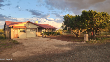16 Clubhouse Lane, Concho, Arizona 85924, Bedrooms, ,Bathrooms,Residential,For Sale,Clubhouse,258286