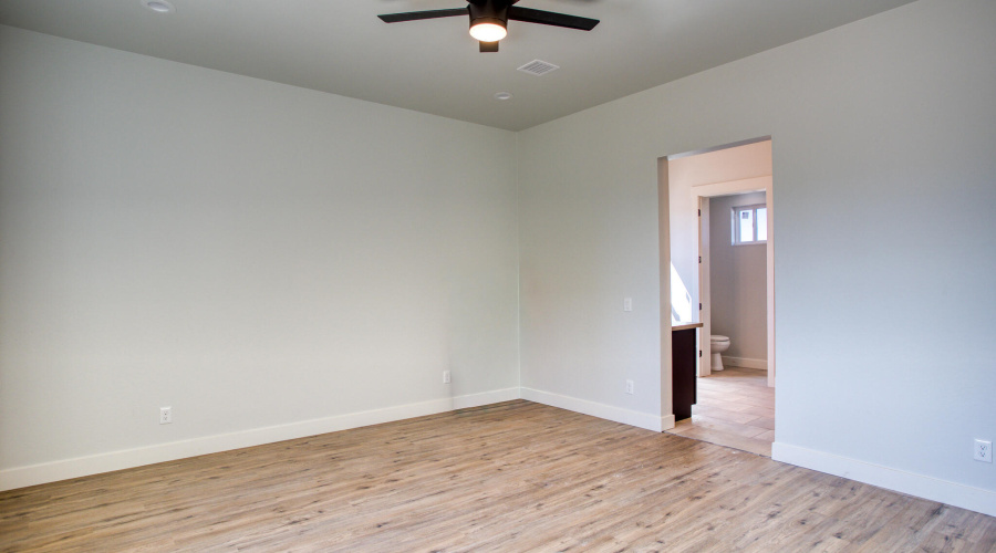 Paxmanphoto_PAX_7397-Edit-X4