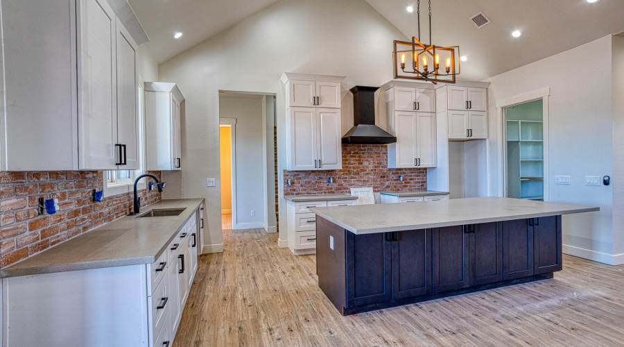 PAX_7384_AuroraHDR2019-edit-Edit-X4