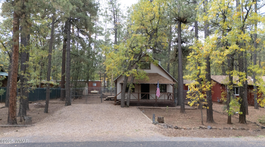 DJI_20251022112158_0005_D