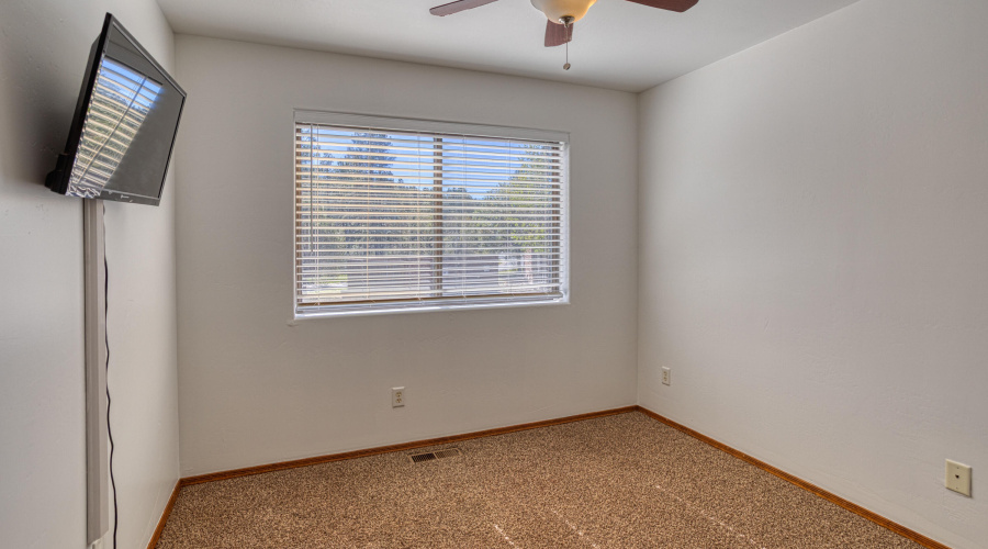 PAX_7957_AuroraHDR2019-edit