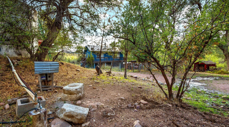 Well twd 2-Story Home