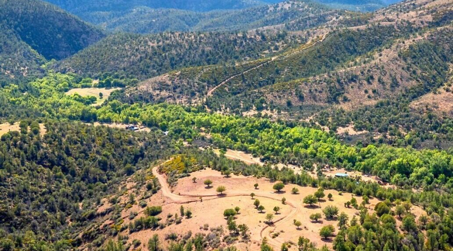 View W twd Hells Gate Wilderness