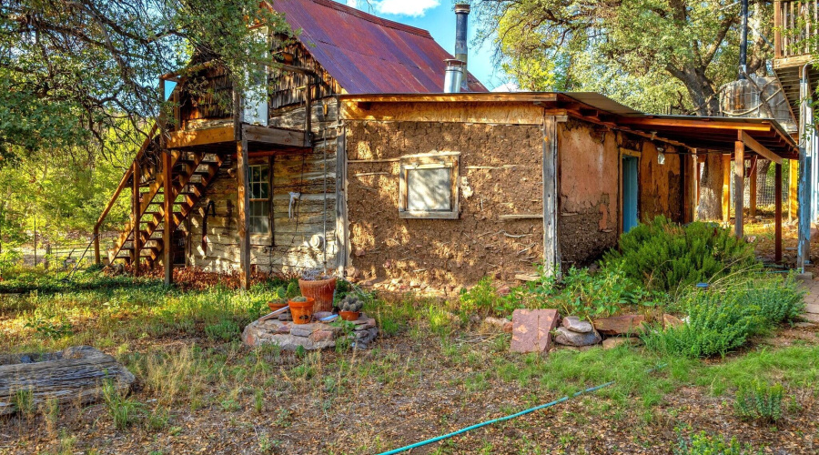 Log & Adobe Hm S side