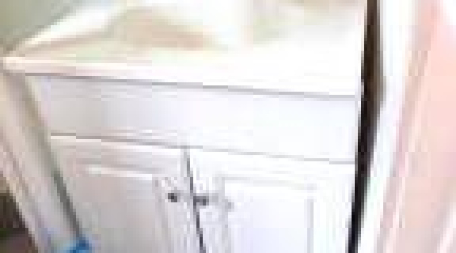 Log Hm 2nd Floor Bath Vanity